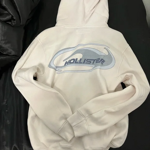 Hollister Cream and Gray Hoodie - Picture 4 of 5